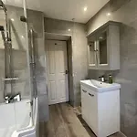 Abacourt 度假居 *